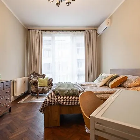 3 Bdr - Center Artistic - 115 M2 Apartment
